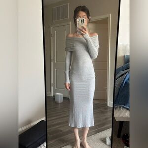 Off-Shoulder Long Sleeve Midi Dress - Light Gray